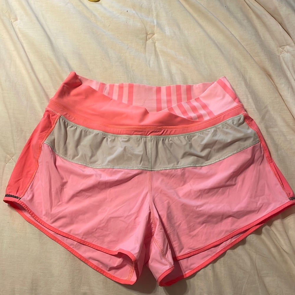 Lululemon Run Pace Short Pink EUC 6
